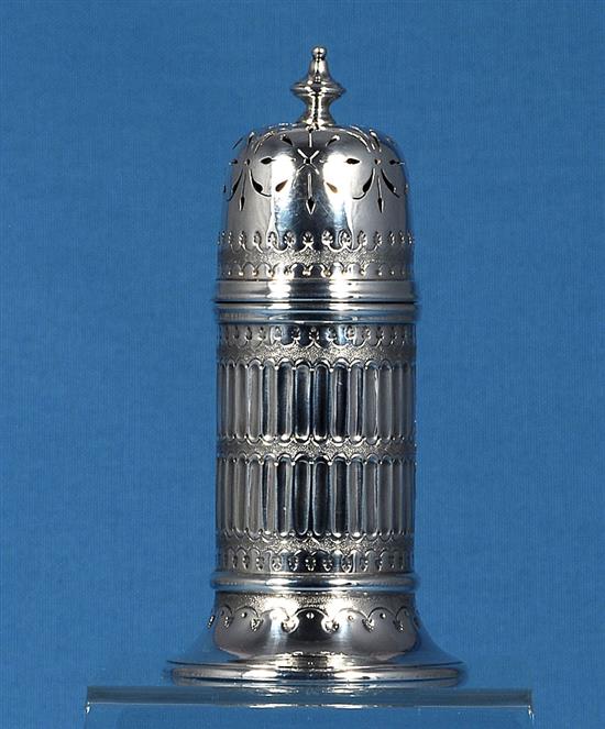 An Edwardian silver sugar caster, Height 6”/150mm Weight 6.2oz/175grms